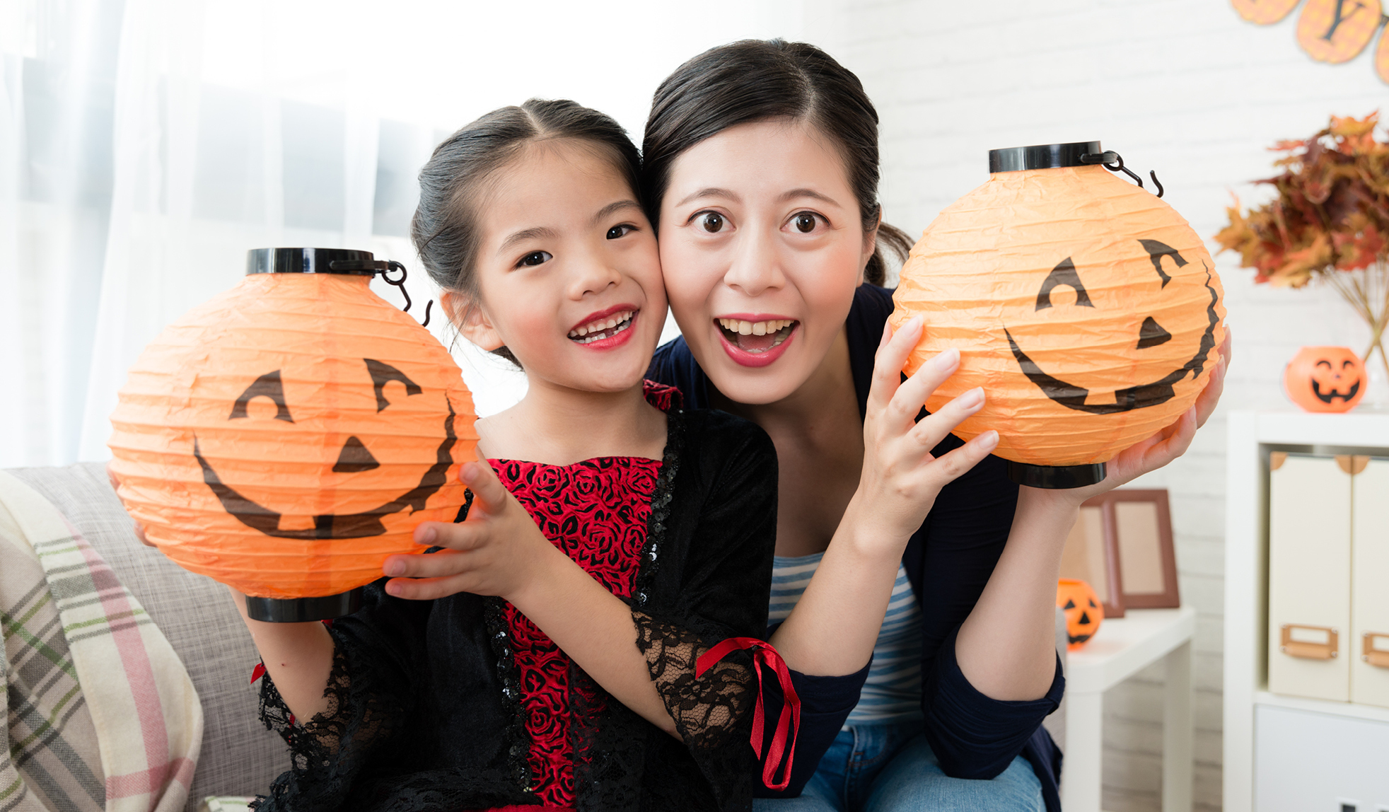 Join us for our silly, spooky, and creeptacular Halloween programs!